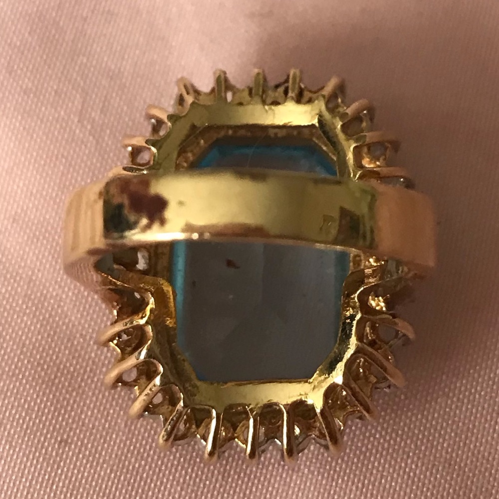 Ring - Picture 4 of 4